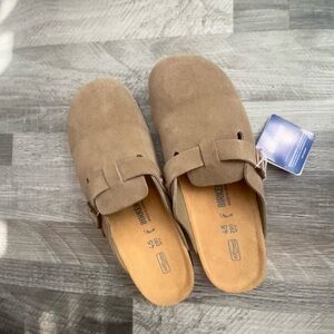 Birckenstock clogs TAUPE  Brand new (never worn) Size 11.5 (EUR 45)